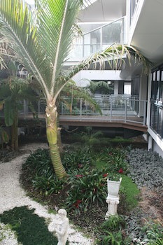 Atlas Suites And Apartments