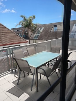 Atlas Suites And Apartments