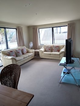 Atlas Suites And Apartments