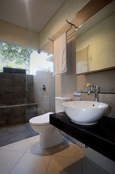 Bali Breezz Hotel
