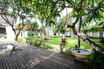 Bali Breezz Hotel