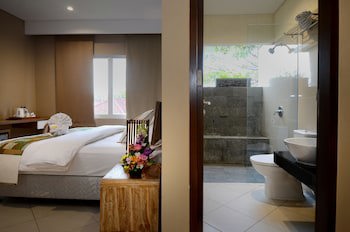 Bali Breezz Hotel