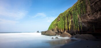 Pondok Pitaya Hotel, Surfing & Yoga