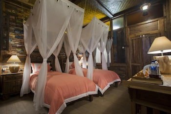 Pondok Pitaya Hotel, Surfing & Yoga