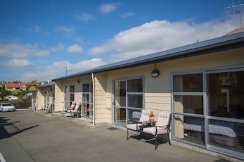 The Coast Motel