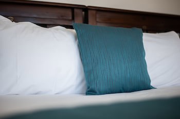 Carrick Lodge Motel