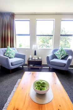 Coleraine Suites & Apartments