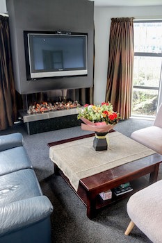 Coleraine Suites & Apartments