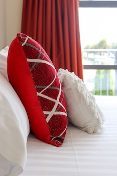 Coleraine Suites & Apartments