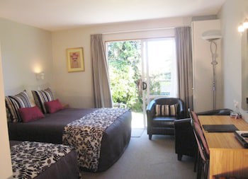 Buller Court On Palmerston