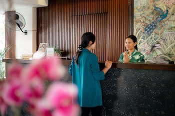 Fourteen Roses Beach Hotel