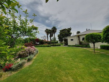 U Studios Masterton