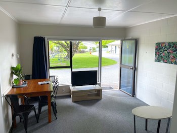 U Studios Masterton