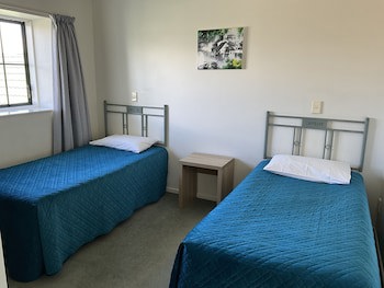 Camelot Motor Lodge