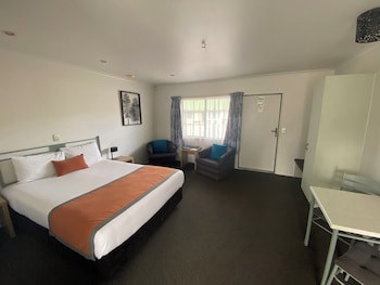 Camelot Motor Lodge