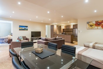 Edgewater Palms Apartments