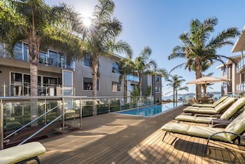 Edgewater Palms Apartments
