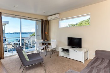 Edgewater Palms Apartments