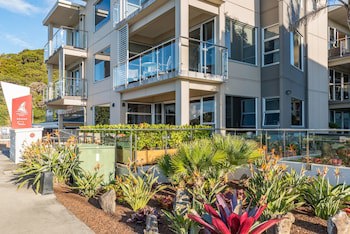 Edgewater Palms Apartments
