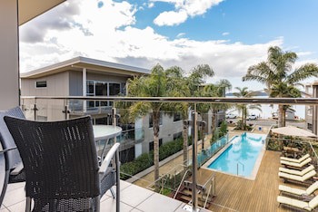 Edgewater Palms Apartments