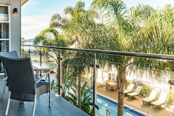 Edgewater Palms Apartments