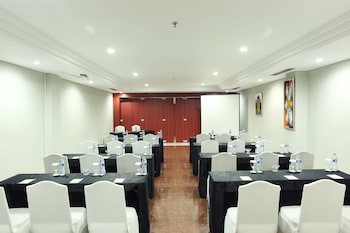 Grand Hatika Hotel