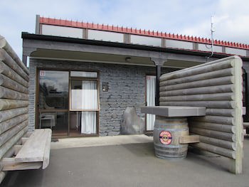 Dunedin Holiday Park & Motels