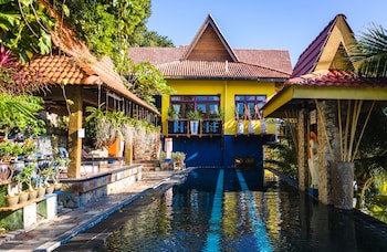 Lost Paradise Resort