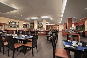 Aston Tanjung City Hotel