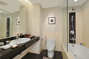 Aston Tanjung City Hotel