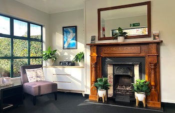 Cambridge Mews