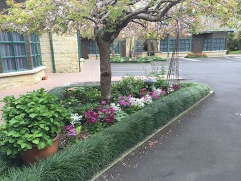 Cambridge Mews