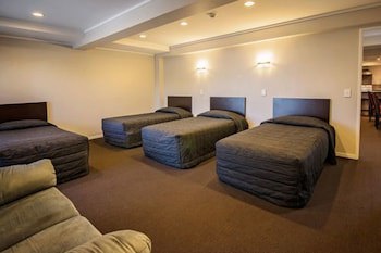 Aspree Motor Inn