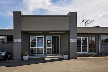 Aspree Motor Inn