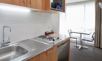 Focus Motel And Executive Suites
