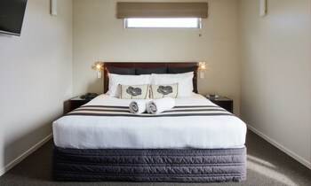 Focus Motel And Executive Suites