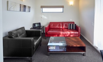 Focus Motel And Executive Suites