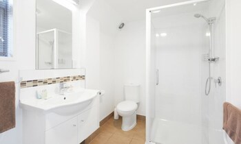 Focus Motel And Executive Suites