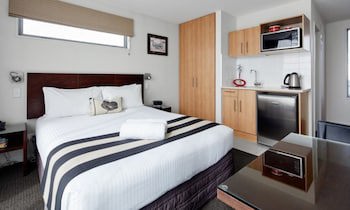 Focus Motel And Executive Suites