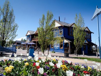 The Blue Pub