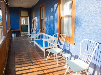 The Blue Pub