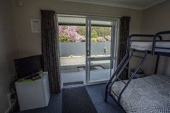 Fiordland Great Views Holiday Park