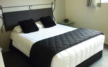 Chancellor Motor Lodge & Conference Centre
