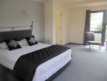 Chancellor Motor Lodge & Conference Centre