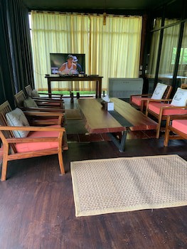 Boutique Raft Resort