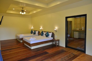 Boutique Raft Resort
