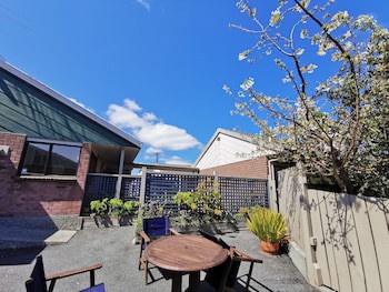 Foreshore Motor Lodge