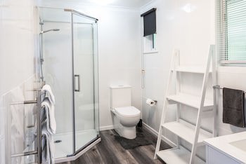 Dunrovin Motel
