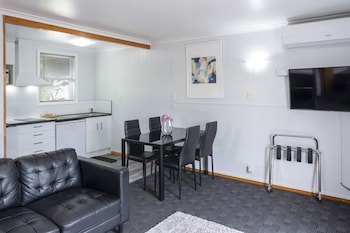 Dunrovin Motel