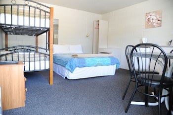 Blenheim Bridges Holiday Park